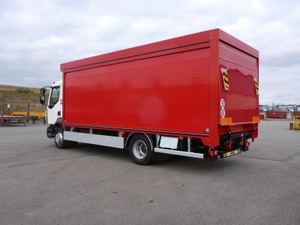 Dry box for carrier