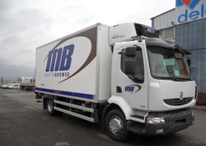 Renault Midlum refrigerated carrier